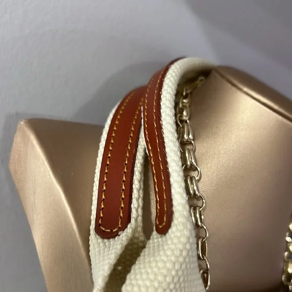 Dooney & Bourke It Medium Recycled Tote - New - Vintage - Picture 13 of 15